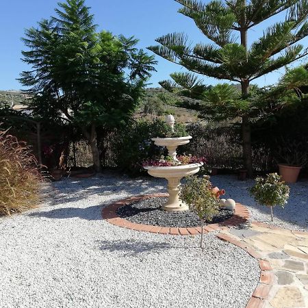 Villa Casa Las Fresas Alcaucín Exterior foto