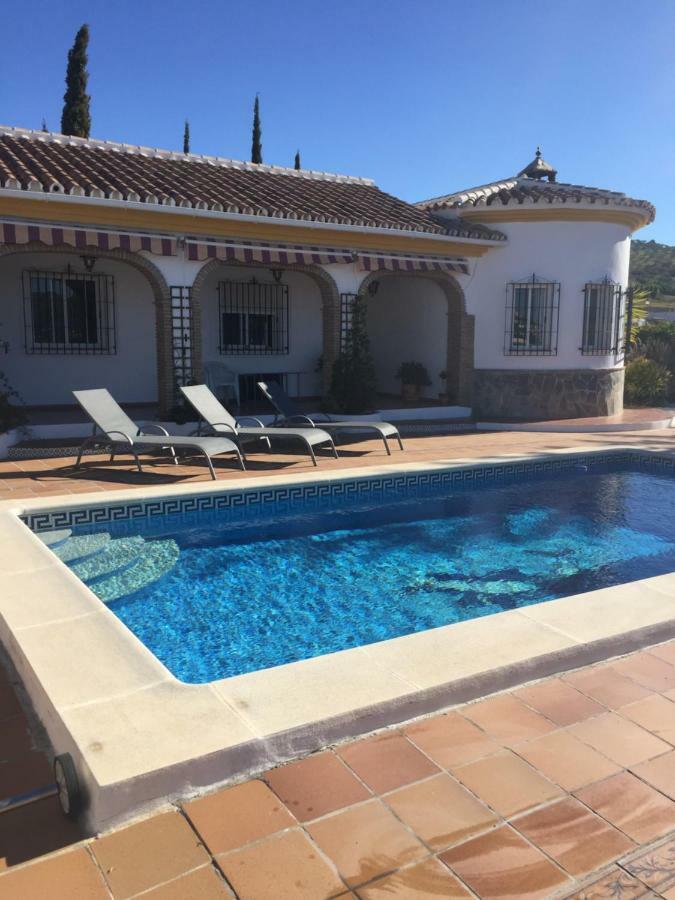 Villa Casa Las Fresas Alcaucín Exterior foto
